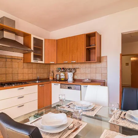 Awesome In With Wifi פולה