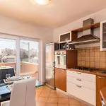 Gorgeous Apartment In Pula With Wifi Apartamento Pula
